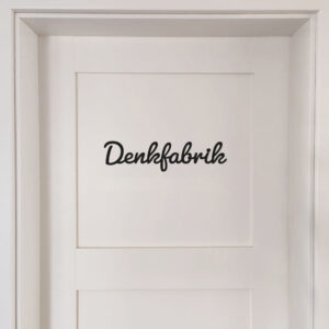 Türschild Denkfabrik – Nachhaltig aus PLA im 3D-Druck gefertigt